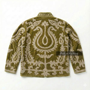 Chaqueta Bomber de Mujer de Lujo, Artesanal, Bordada, de Terciopelo y Algodón Ecológico, con Patrón Floral Retro, Estilo Boho Chic Personalizado, de Alta Calidad - Product Image 6