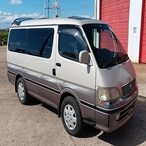 HiAce Grand Cabin Camper Clásico Japonés con Volante a la Derecha, Años 2000/1996/1997/1998/1994/1992/1996/1995, RV con Interior Espacioso - Product Image 5