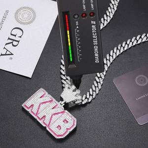 Breloque personnalisée avec lettre en diamant rond de 3 carats, plaqué or blanc 14 carats sur argent, classique pour les fêtes - Product Image 2