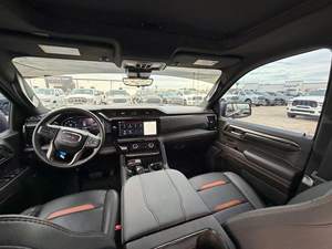 GMC Sierra 1500 AT4 Usada de 2024 - Product Image 4