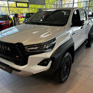 Toyota Hilux SUV 2025 Automatique Sièges en Cuir Toit Ouvrant à Vendre - Product Image 1