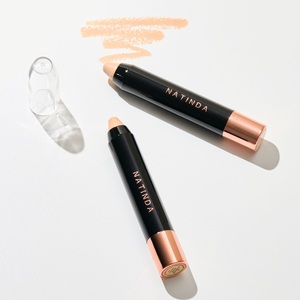 Aura Perfect No.21 Beige clair 3.5g crayon correcteur haute couverture longue durée imperméable à l'eau effets blanchissants éclaircissants - Product Image 5