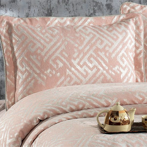 Juego de Cubrecamas Guzide DIAMOND de 4 Piezas, Color Rosa Salmón, 100% Chenilla, Lavable a Máquina, 300 Hilos, Tamaño King, para Uso Doméstico, Hecho en Turquía - Product Image 2