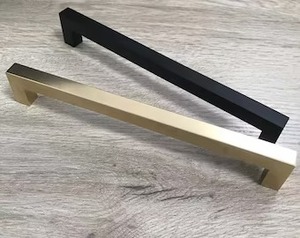 Manija de puerta de armario de lujo con luz dorada de alta calidad, herrajes para puerta de armario en aluminio de latón para cajones de cocina - Product Image 5