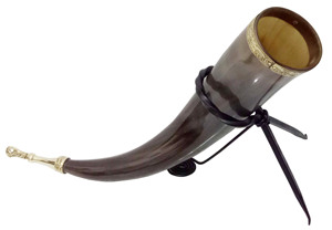 Cuerno Vikingo Hecho a Mano para Beber Cerveza, Cuerno de Buey Pulido de Alta Calidad para Beber, Cuerno Natural Elaborado para Beber al Estilo Vikingo - Product Image 4