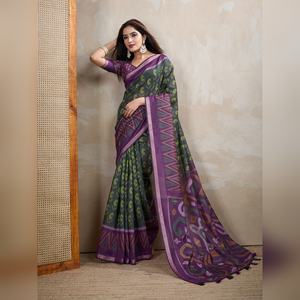 ผ้าซารีสีเขียวเข้มลายอิคัท ขายดีที่สุด เหมาะสำหรับงานปาร์ตี้ งานแต่งงาน และงานเฉลิมฉลอง พร้อมผ้าสำหรับตัดเย็บเสื้อคลุม - Product Image 5