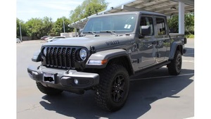 Jeep Gladiator Willys 2023 Usado en Excelentes Condiciones - Product Image 2