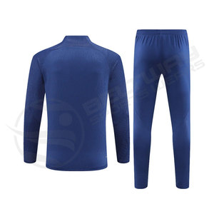 Ensembles de survêtements de football pour femmes personnalisés de haute qualité, nouveau design, survêtement de football deux pièces, sublimation personnalisée à des prix abordables - Product Image 2