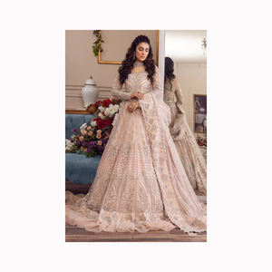 Vêtement ethnique en gros attrayant Georgette broderie Lehenga Choli avec Dupatta indien et pakistanais vêtements de mariage - Product Image 4