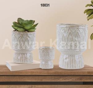 Jardinière en céramique ondulée - Product Image 1