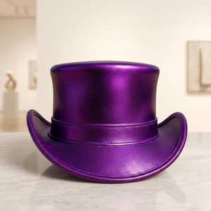 Sombrero de copa Steampunk verde metálico hecho a mano de primera calidad, accesorio de disfraz de lujo para el Día de San Patricio. - Product Image 1