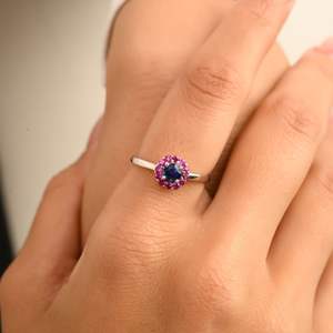 ที่สวยงามที่สุดที่มีคุณภาพที่ดีที่สุดที่ทำด้วยมือ14K ของแข็งสีทองธรรมชาติสีฟ้าตัดรอบตัดไพลินและทับทิมดอกไม้เครื่องประดับแหวนคลัสเตอร์รัศมี - Product Image 4