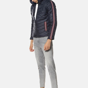 Veste d'hiver à capuche décontractée personnalisable pour hommes avec poches imprimée OEM à bas prix - Product Image 5