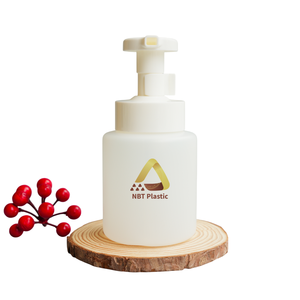 Pompe à savon PE en plastique NBT de 250ml/300ml de l'usine vietnamienne avec couvercle pour lavage corporel de bébé et bouteille de gel douche pour utilisation de shampooing - Product Image 1