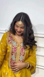 Exportación Venta Hermosa paquistaní Salwar Kameez para las mujeres tradicionales de la boda de la fiesta de desgaste de las opciones a los mejores precios - Product Image 3