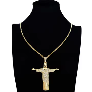 Colgante de Cruz de Jesús Chapado en plata de 2 pulgadas, corte llamativo, Diamante de moissanita ostentoso para bodas, fiestas, joyería religiosa helada - Product Image 2
