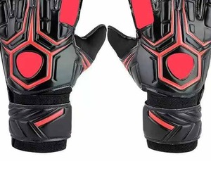 ถุงมือผู้รักษาประตูน้ำหนักเบาสไตล์ใหม่ออกแบบและโลโก้ตามต้องการ - Product Image 5