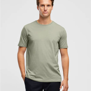 T-shirt manches courtes à col rond uni en jersey 50/50 respirant - Product Image 4