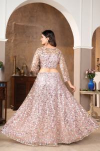 Hermosa colección Lehenga de boda más tendencia con hermoso trabajo pesado de cuatro lentejuelas - Product Image 6