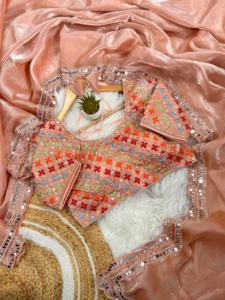 Tendance tenue pur doux Zimmy Choo soie Saree Blouse broderie travail frontières lourdes avec miroir d'origine à vendre - Product Image 6