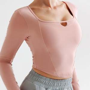 Haut Aurora en rose poudré, respirant - Product Image 4
