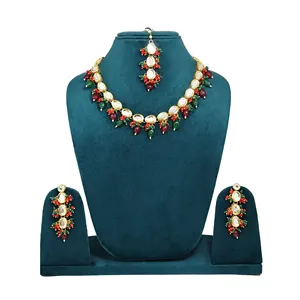 Conjunto de Collar Kundan con Perlas Rojas y Verdes, Joyería Nupcial Vintage de Lujo, Chapado en Oro, Joyería Fina - Product Image 1