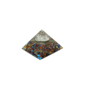 Pyramides d'orgone multi-pierres pour la guérison du Reiki et l'équilibrage des chakras en provenance d'Inde à des prix de gros - Product Image 1