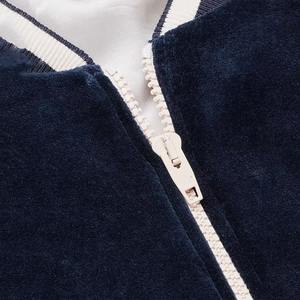 Veste de baseball universitaire pour homme de qualité supérieure, sur mesure, avec col montant, broderie de luxe, couleurs et tailles personnalisées - Product Image 5