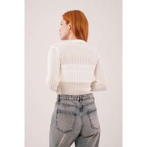 Blusa Blanca para Mujer con Mangas Largas Transparentes, Producto al por Mayor - Product Image 1