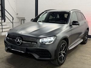 รถ SUV หรูมือสอง ปี 2021 รุ่น GLC 300 สีเทา 245 แรงม้า เกียร์อัตโนมัติ ขับเคลื่อน 4 ล้อ สำหรับขับขี่ออฟโรด เครื่องยนต์ดีเซล 1,950 ซีซี ไฟ LED - Product Image 4