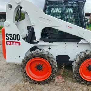 Cargadora Compacta Bobcat S300 Usada, Pocas Horas de Trabajo, Motor Kubota Original, Sistema Hidráulico de Alto Rendimiento, Lista para Enviar - Product Image 2