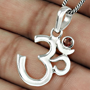 จี้สร้อยคออ้อมทางศาสนาของอินเดีย925เงินแท้พลอยโกเมนสีแดงธรรมชาติทำด้วยมือเครื่องประดับขายส่งราคาโรงงาน - Product Image 2