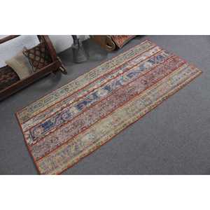 Tapis turc à accents floraux, 2,7 x 5,8 pieds, bleu et rouge, en laine vintage - Product Image 2