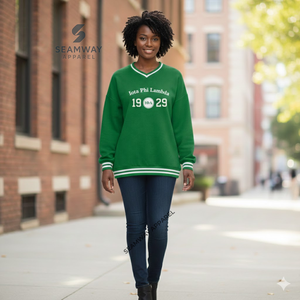 Sweat-shirt décontracté en coton pour femme Iota Phi Lambda Sorority, pull à col rond, style universitaire, surdimensionné, brodé, en jersey premium - Product Image 5