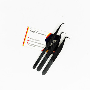 Pince à épiler professionnelle d'extension de cils en fibre d'acier inoxydable couleur noire mate produit de beauté durable - Product Image 4