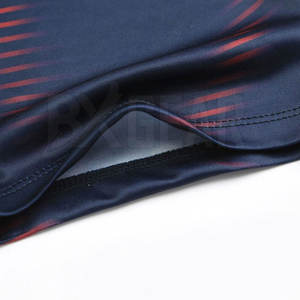 Conjunto de uniformes de fútbol al por mayor, colores personalizados, logotipos y tamaños disponibles para clubes, escuelas y equipos, pedidos al por mayor - Product Image 5