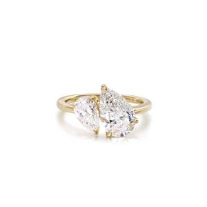 Anillo de Diamante con Corte Pera de 2.60 Ct, Color D-F, Claridad VVS1-VS2, Diamante Cultivado en Laboratorio, en Oro Amarillo de 14K y 18K, para Ocasiones Especiales y Fiestas - Product Image 1