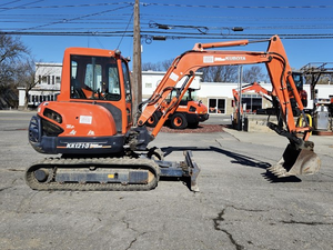 Excavadora Usada en Buen Estado, Económica, 2008, Modelo KX121-3, 3 Toneladas, Motor de 26kW - Product Image 2