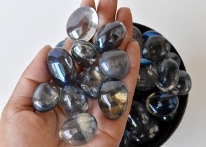 Piedras de Cuarzo Aura y Labradorita de Primera Calidad, las Más Vendidas, para Sanación y Bienestar, 1 kg, Pulidas - Product Image 3