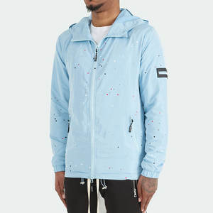 Veste coupe-vent à col montant et design élégant, légère, anti-froissement, confortable, couleurs contrastées, respirante pour hommes devant - Product Image 5