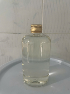 น้ำมันมะพร้าวสกัดเย็น | ทรีทเมนต์ผมธรรมชาติ | เรียบเนียนและชุ่มชื้น | ผู้จำหน่ายส่งออกสินค้าจากเวียดนาม - Product Image 5