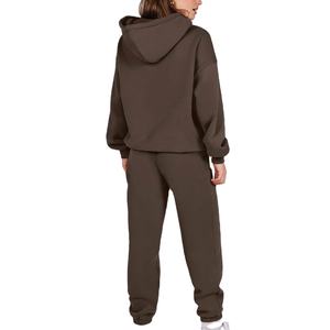 Survêtement de rue élégant personnalisé avec impression en relief pour femme, en molleton de coton surdimensionné, vente en gros de survêtements pour femme 2026 - Product Image 4