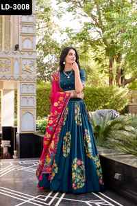 Nuevo diseñador de ropa de boda y Festival para mujer, seda pesada Tussar con estampado y trabajo de lámina Lehenga Choli con el precio más bajo - Product Image 2