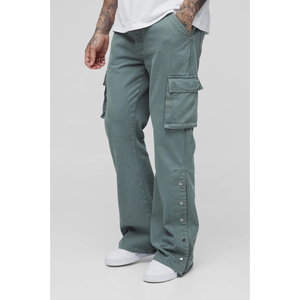 Pantalon cargo grande taille pour homme avec taille ajustable, tissu durable, plusieurs poches, coupe confortable pour un usage décontracté et en plein air - Product Image 1