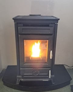 À vendre en gros ménage sans fumée style européen petits poêles à granulés de bois à bas prixÀ vendre en gros - Product Image 1