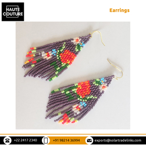 Grand fabricant indien largement vendu meilleure qualité style classique fait à la main fleur hawaïenne perlée magenta glands boucles d'oreilles - Product Image 4