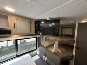 Camping-car d'occasion 2023 Foorest River Wildwood X-Lite 19DBXLX - Product Image 4