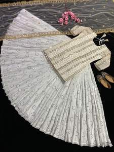 Ensemble Lehenga et Dupatta ethnique indien extrême en faux georgette avec broderie de sequins de 9 mm, robe de soirée à prix de gros - Product Image 6