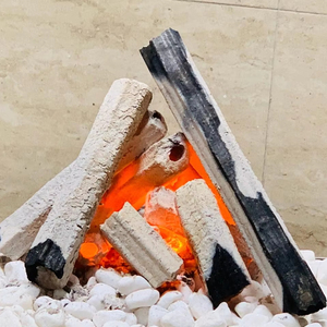 GF Vietnam Briquette de sciure de bois dur Charbon de bois pour BBQ GRILL Équivalent à l'Indonésie Sciure de bois Charbon de bois Vietnam - Product Image 1