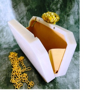 Pochette à poignée en forme d'orbe métallique en résine verte meilleure pochette personnalisée en résine artisanale indienne pour femmes sacs fourre-tout promotionnels - Product Image 3